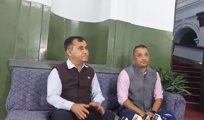 आयोग तयार भए विदेशमा रहेका नेपालीलाई मताधिकारका लागि छिट्टै कानुन बनाउँछौँ: कांग्रेस